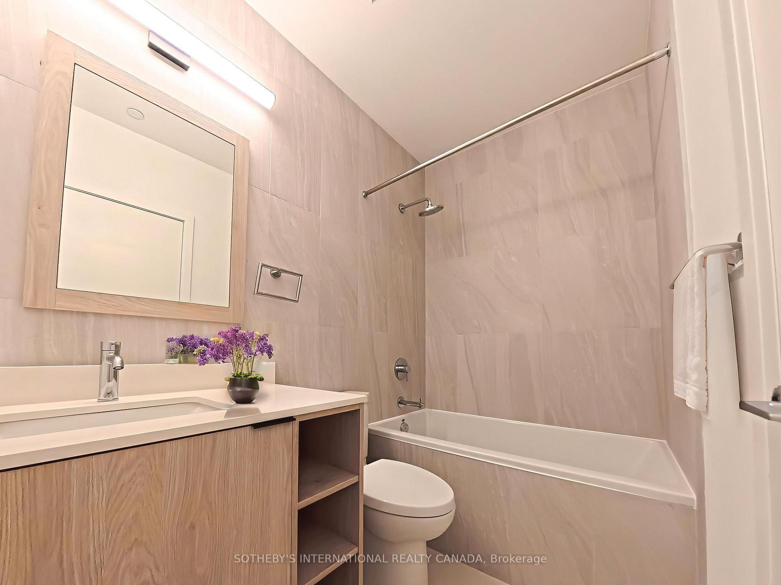 1007 The Queensway, Unit 217 - Photo 5