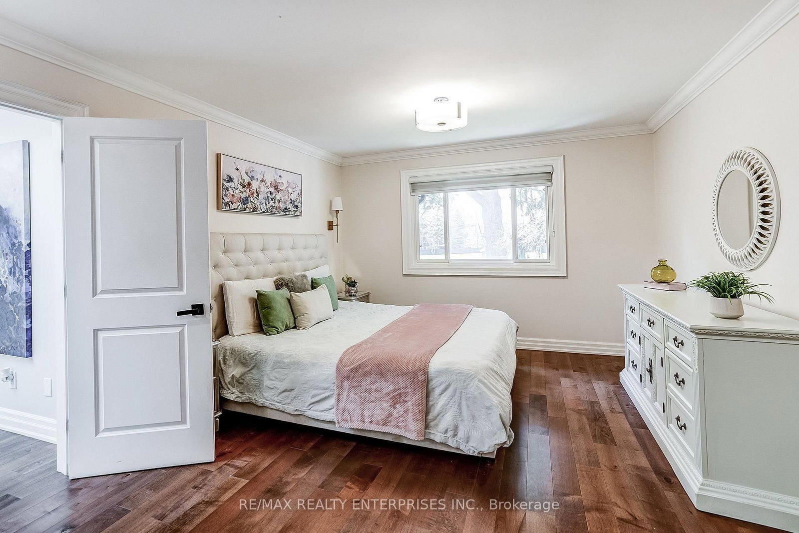 Image 30