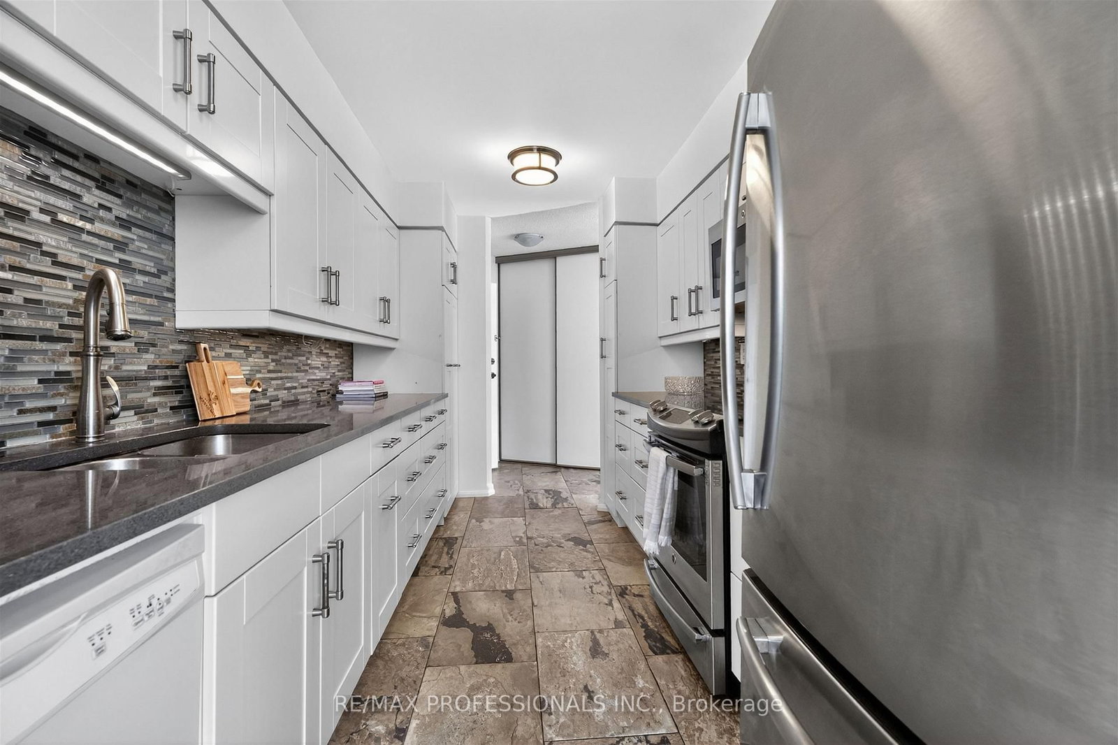 20 Southport Street, Unit 620 - Photo 19