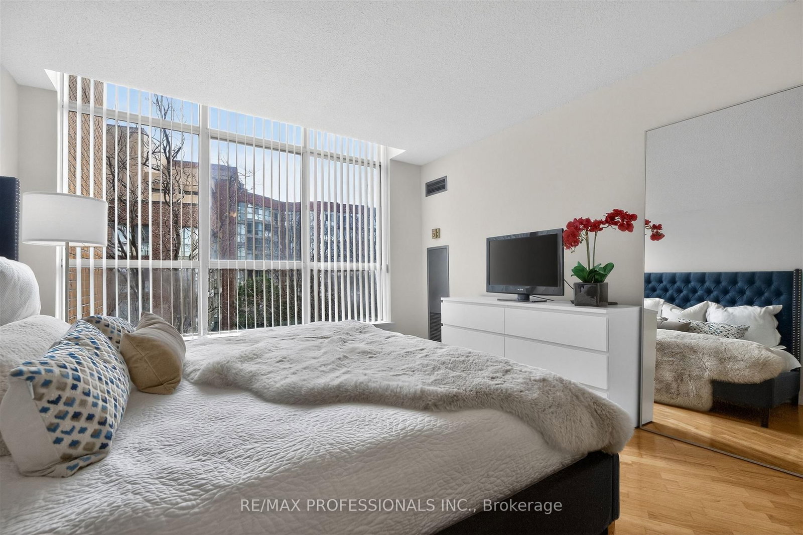 20 Southport Street, Unit 620 - Photo 26