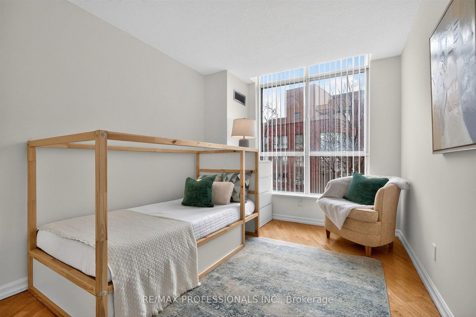 20 Southport Street, Unit 620 - Photo 32