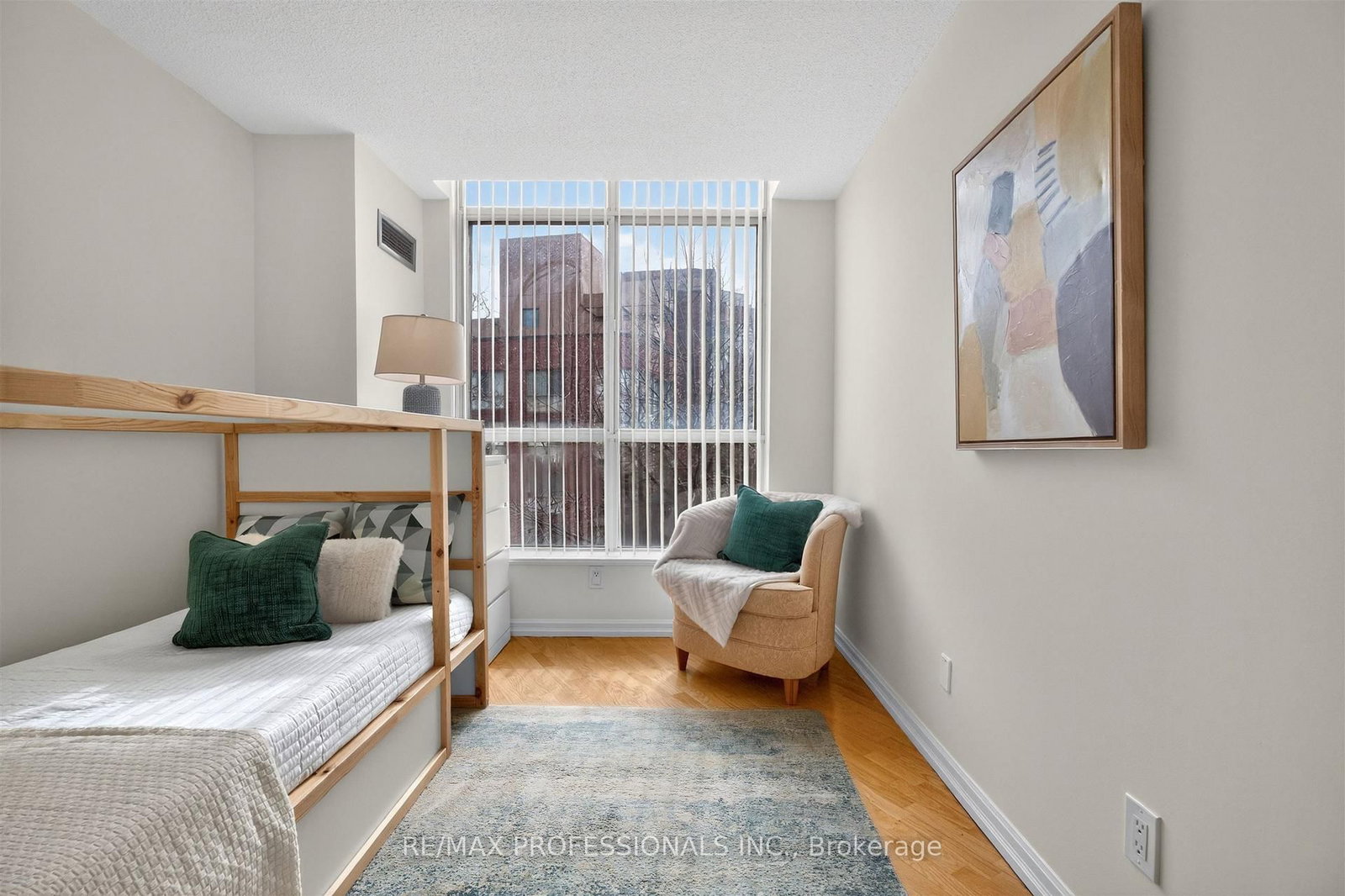 20 Southport Street, Unit 620 - Photo 33