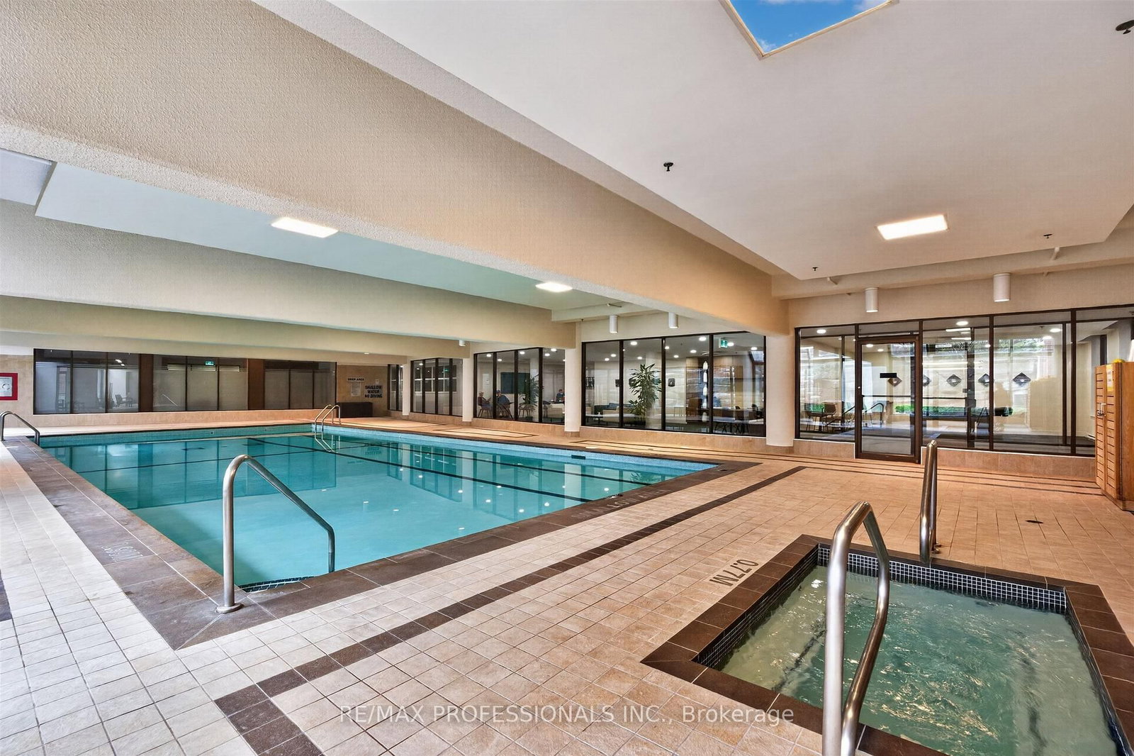 20 Southport Street, Unit 620 - Photo 38