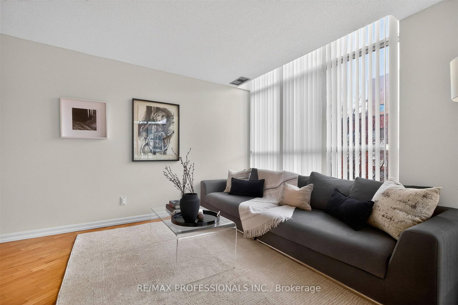 20 Southport Street, Unit 620 - Photo 6