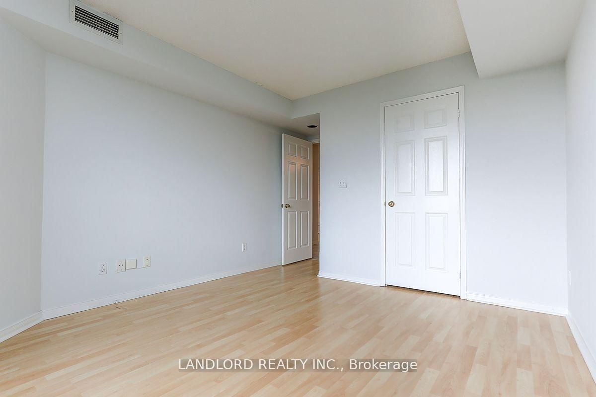 190 Manitoba Street, Unit 811 - Photo 19