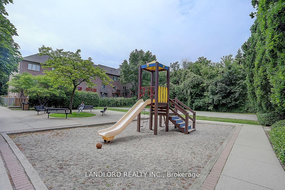 190 Manitoba Street, Unit 811 - Photo 33