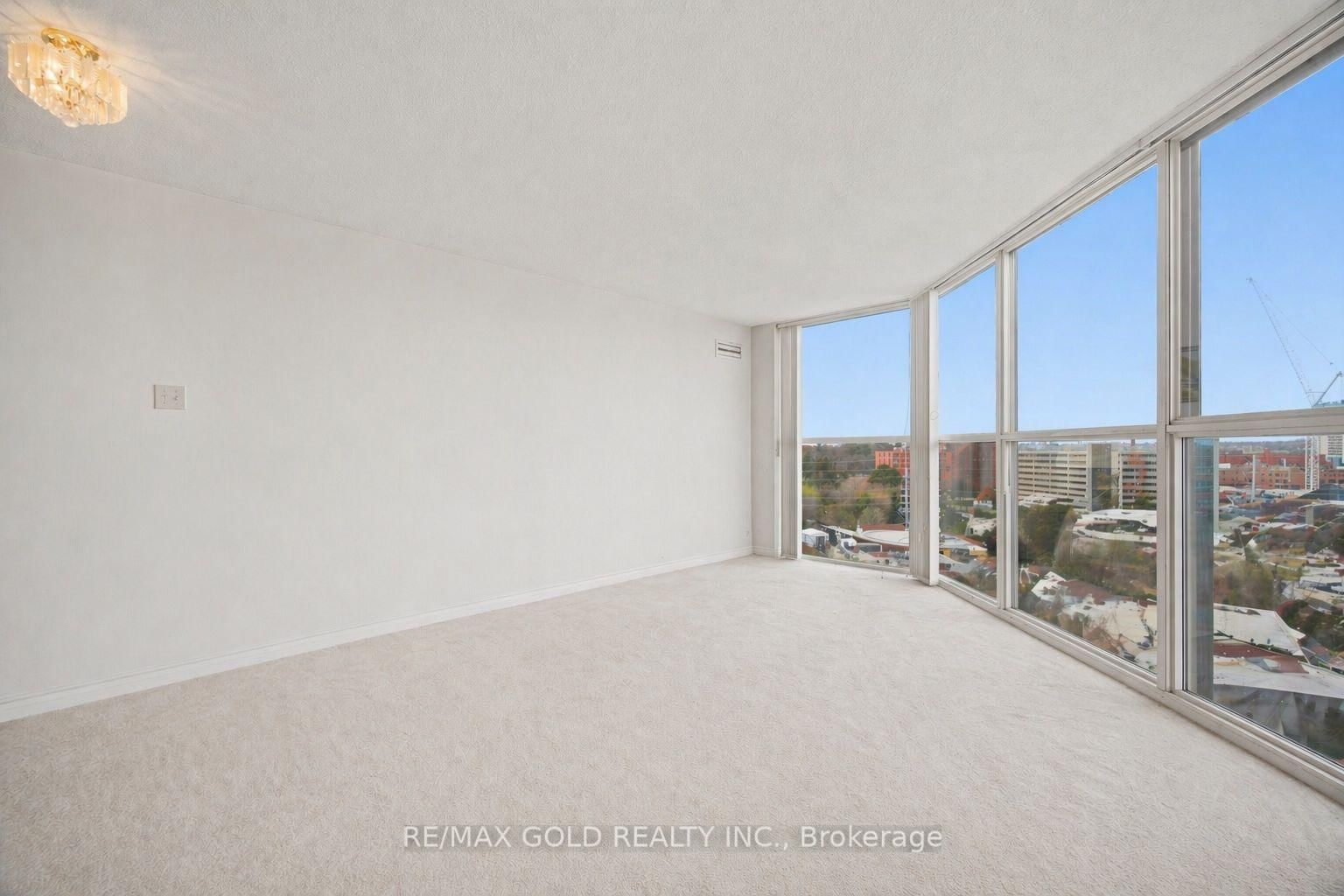 2091 Hurontario Street, Unit 908 - Photo 18