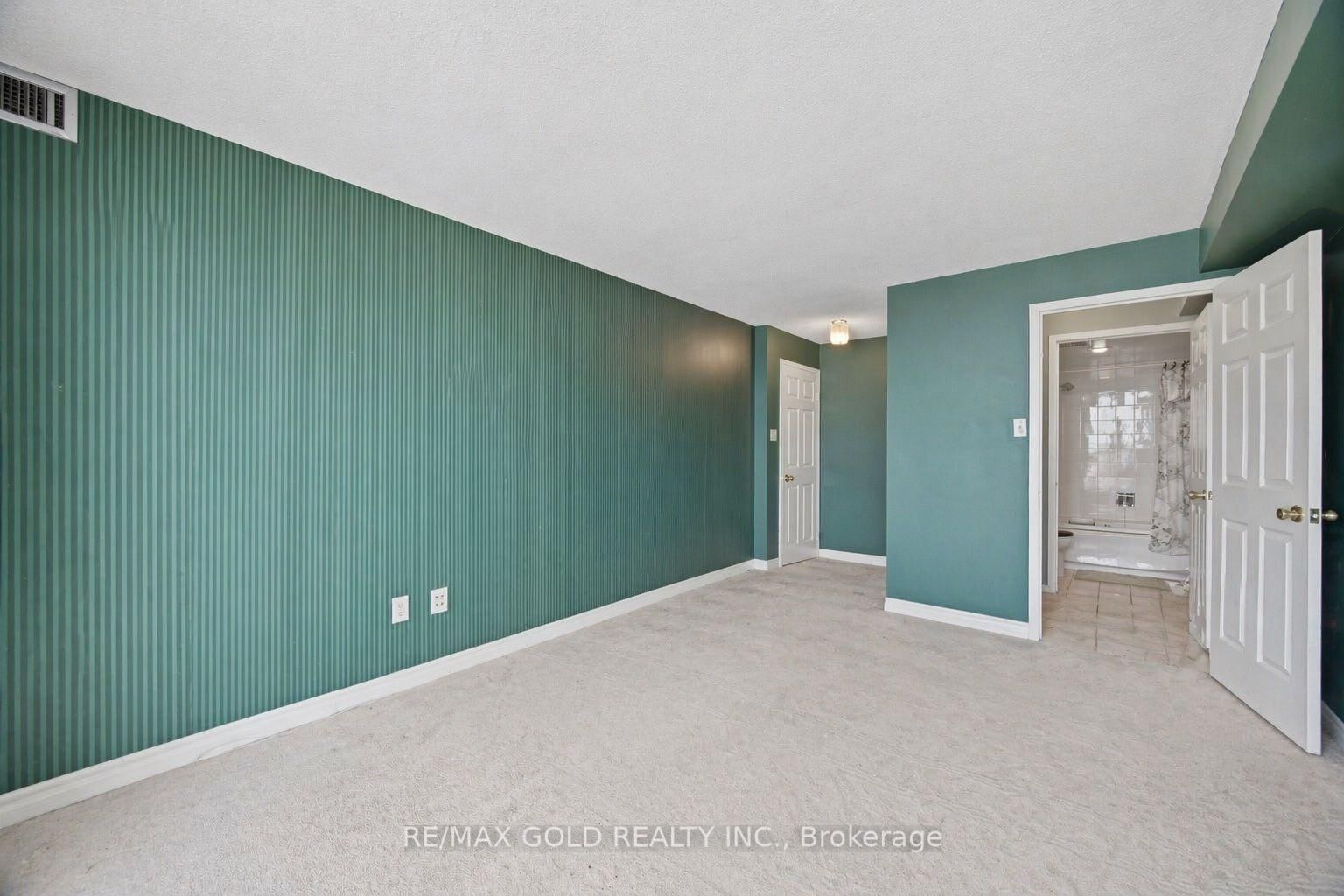 2091 Hurontario Street, Unit 908 - Photo 27