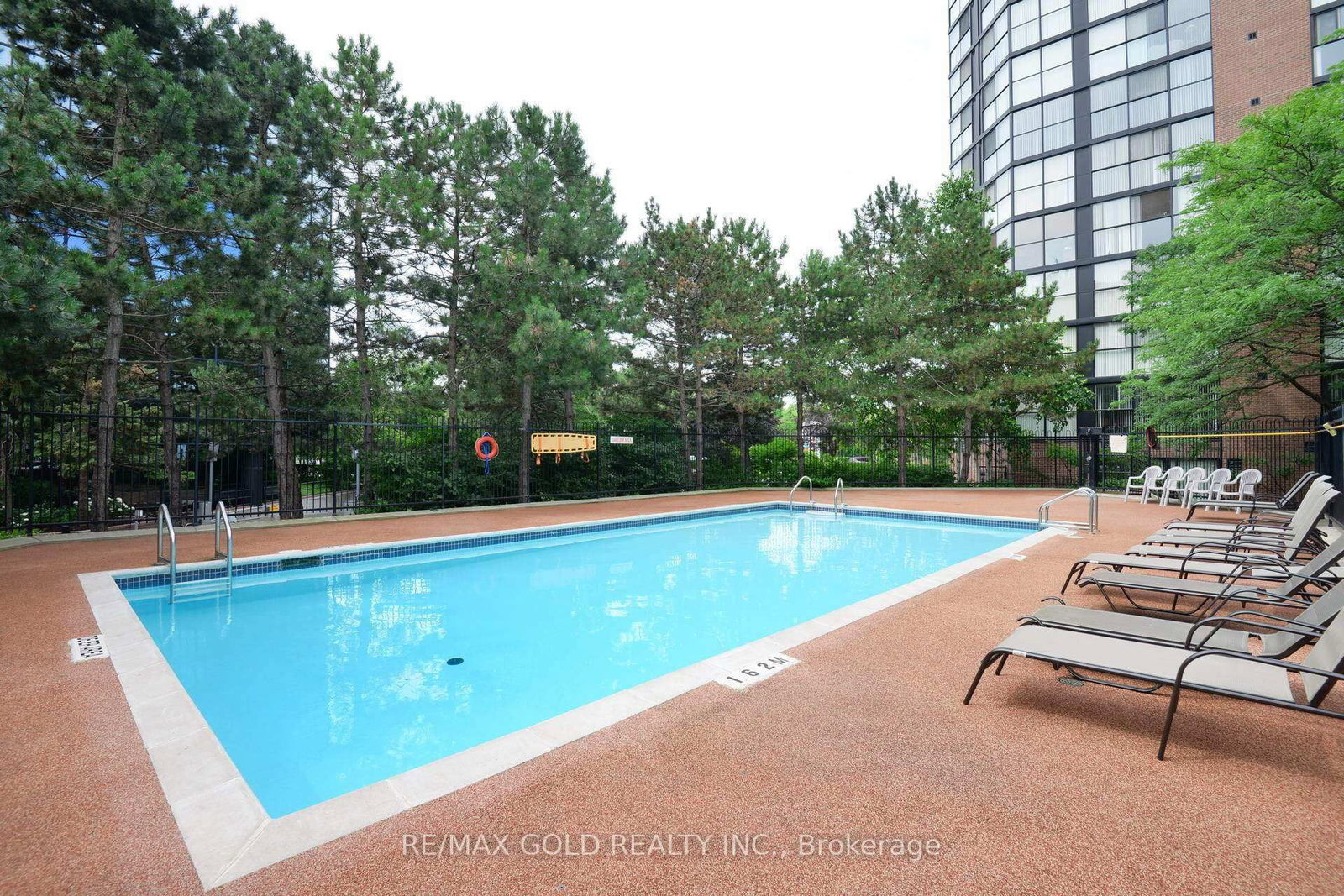 2091 Hurontario Street, Unit 908 - Photo 44