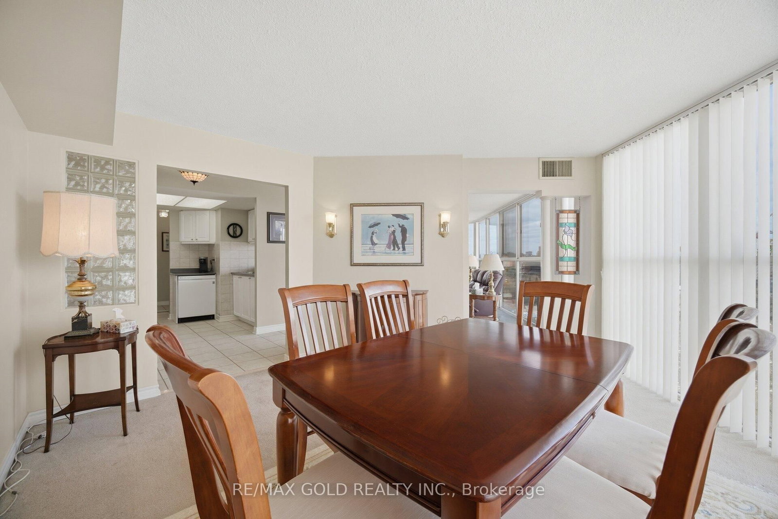 2091 Hurontario Street, Unit 908 - Photo 9