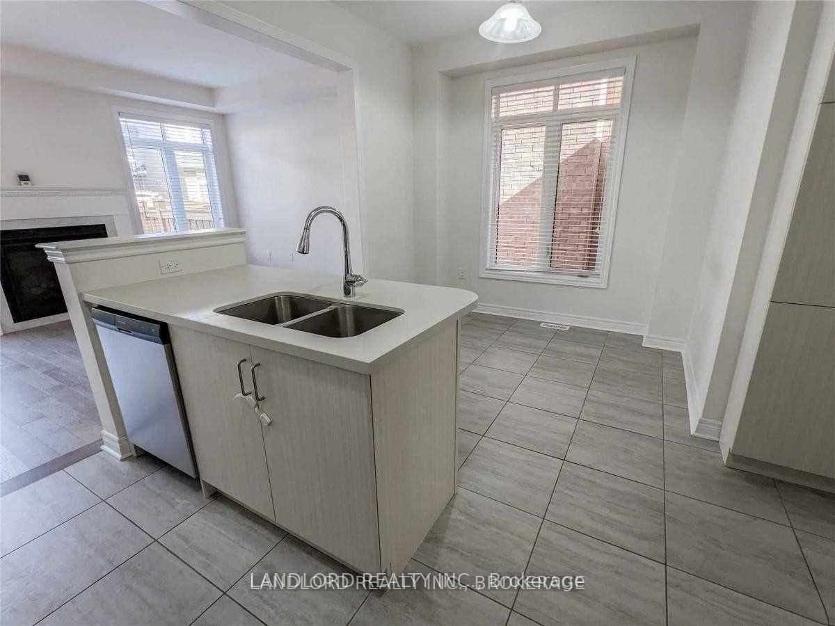 3301 Jacob Way - Photo 4