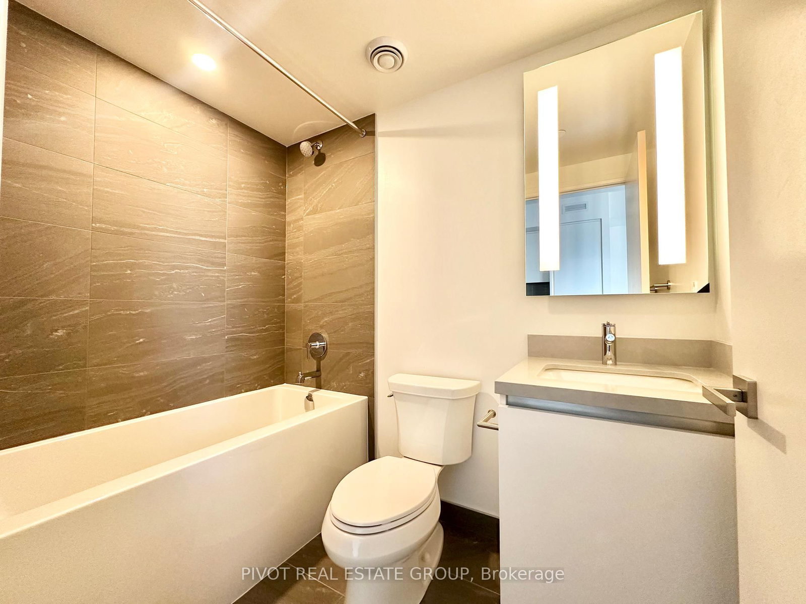 2 Erskine Road, Unit 2807 - Photo 5