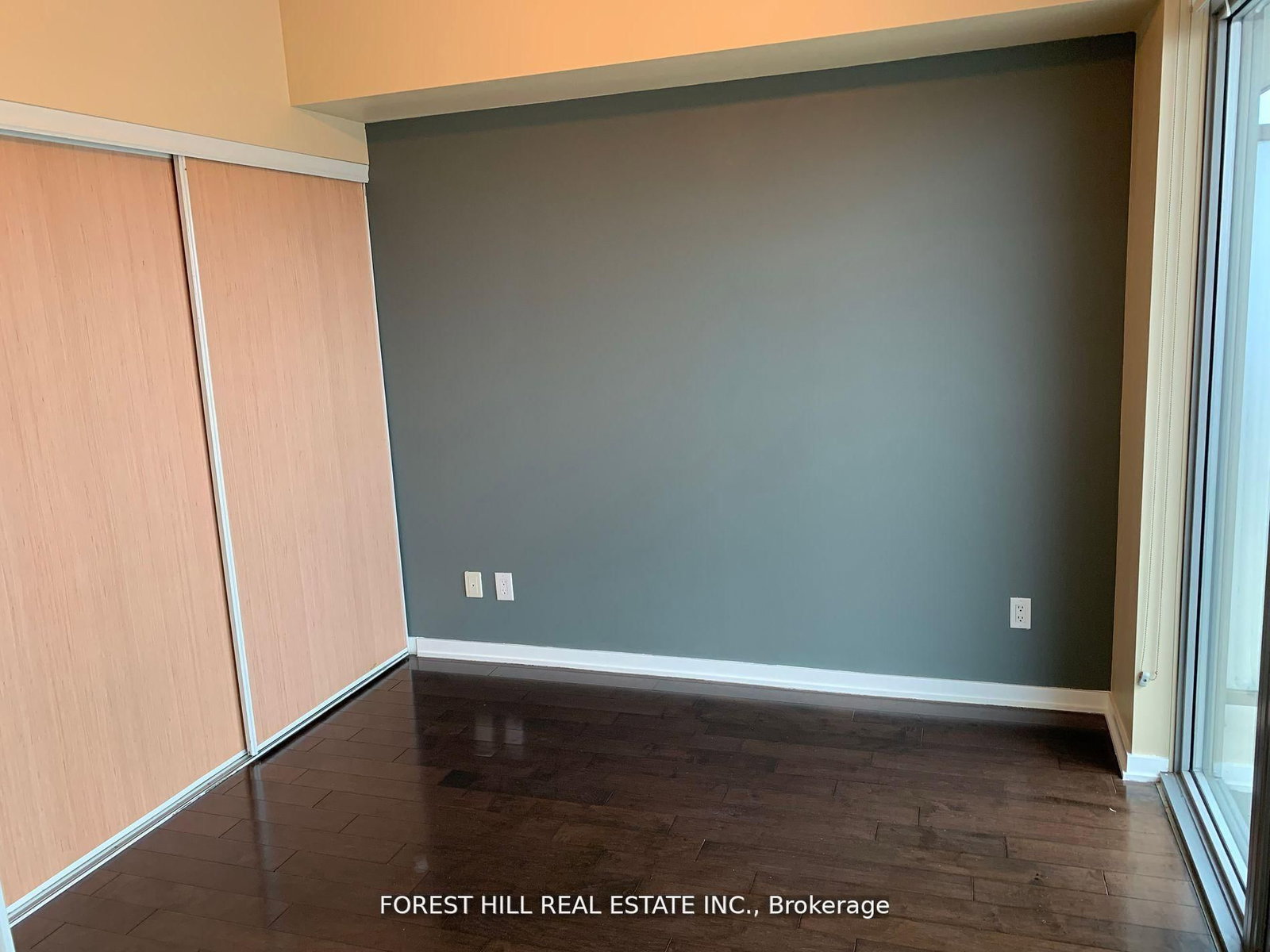 105 The Queensway Avenue, Unit 1305 - Photo 10