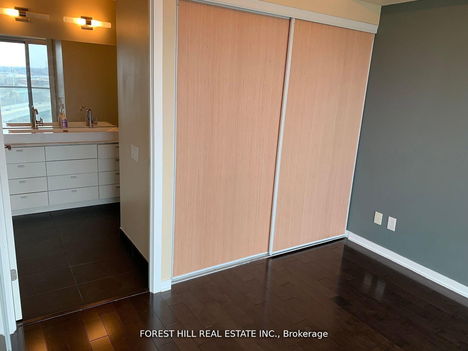 105 The Queensway Avenue, Unit 1305 - Photo 11