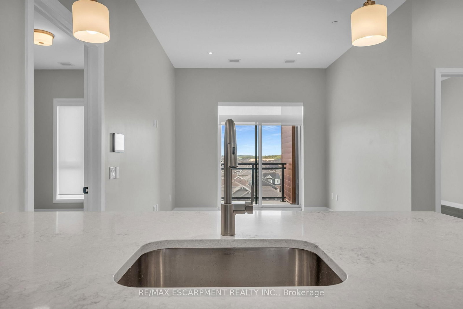 470 Gordon Krantz Avenue, Unit 601 - Photo 11