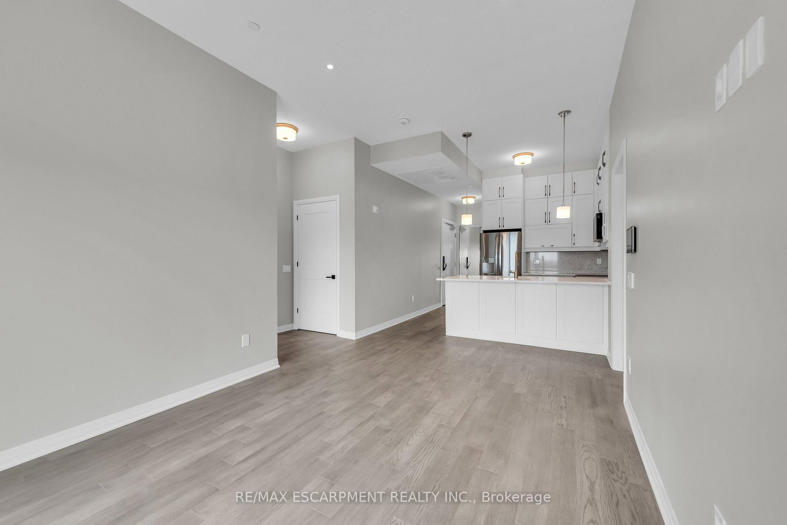 470 Gordon Krantz Avenue, Unit 601 - Photo 15