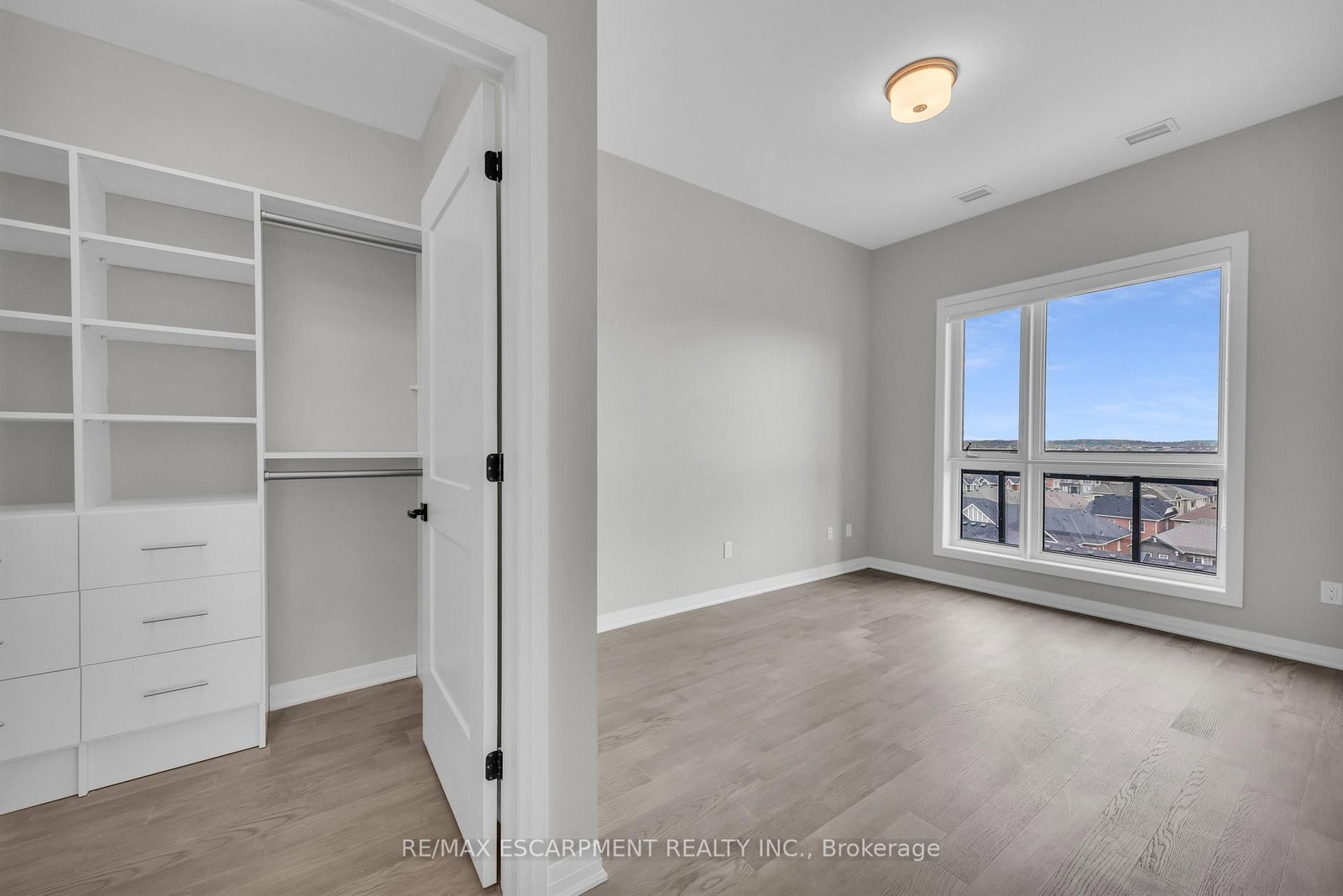 470 Gordon Krantz Avenue, Unit 601 - Photo 24