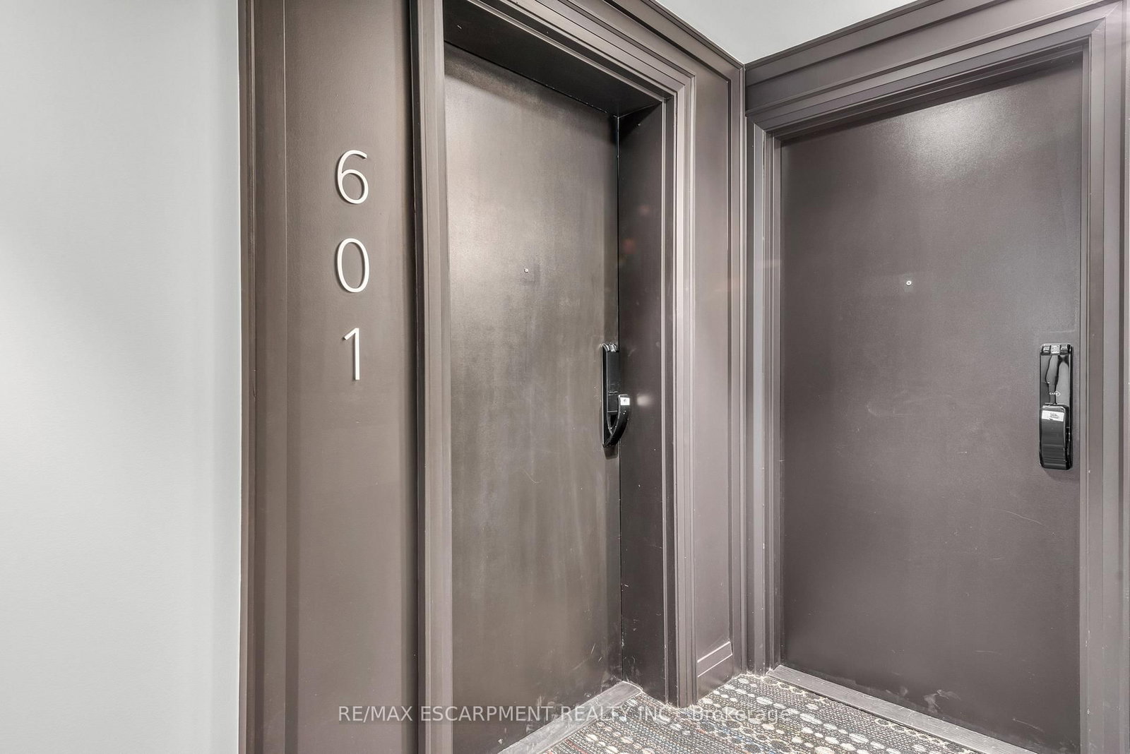470 Gordon Krantz Avenue, Unit 601 - Photo 6