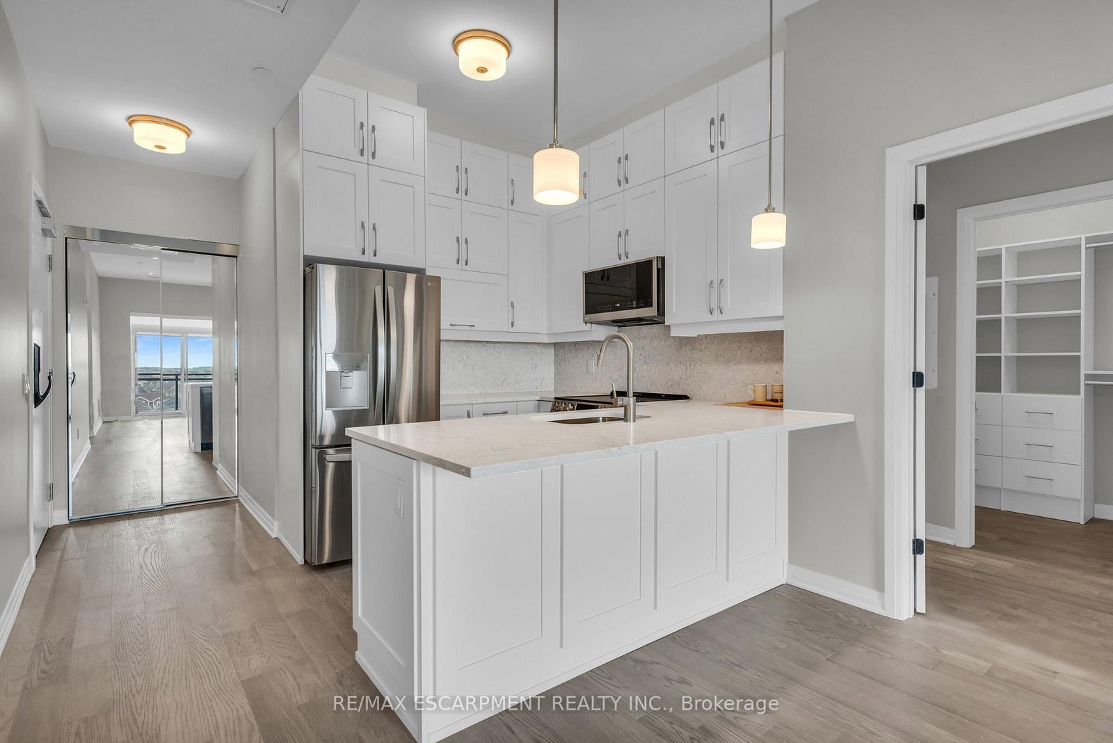 470 Gordon Krantz Avenue, Unit 601 - Photo 9