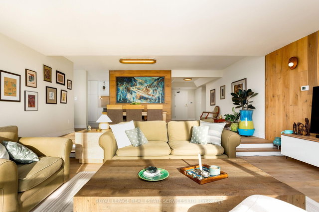 1401 - 2180 Marine Drive