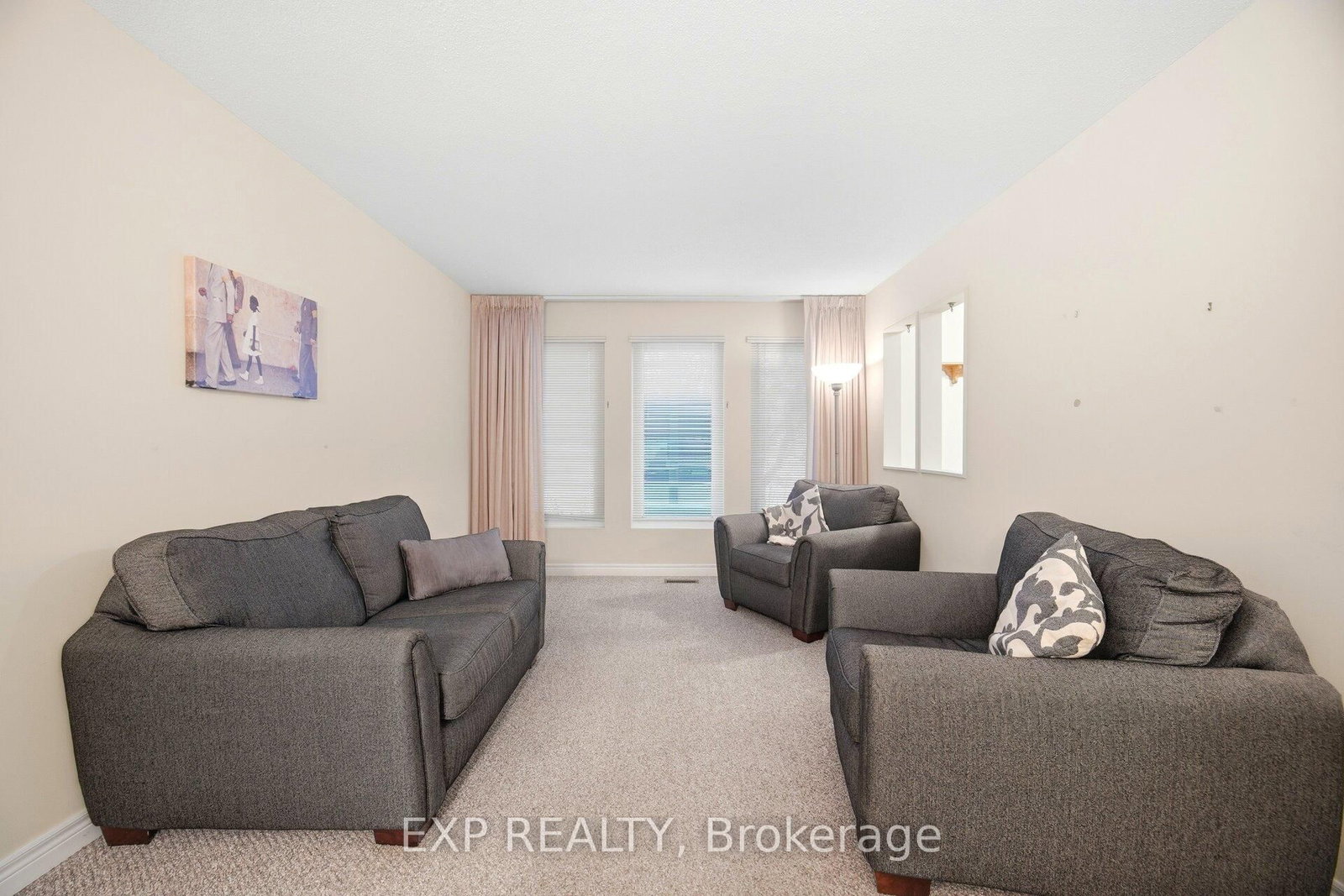 107 Archdekin Drive - Photo 10