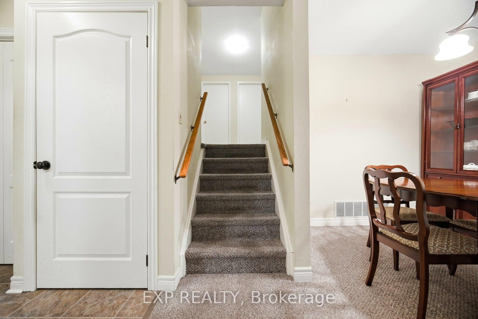 107 Archdekin Drive - Photo 12