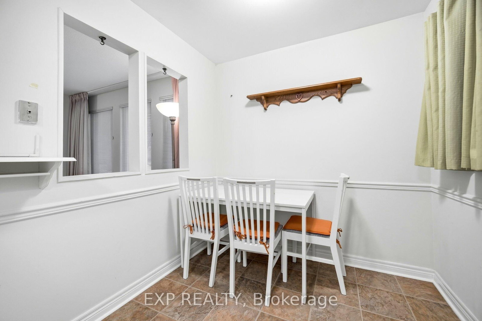 107 Archdekin Drive - Photo 7