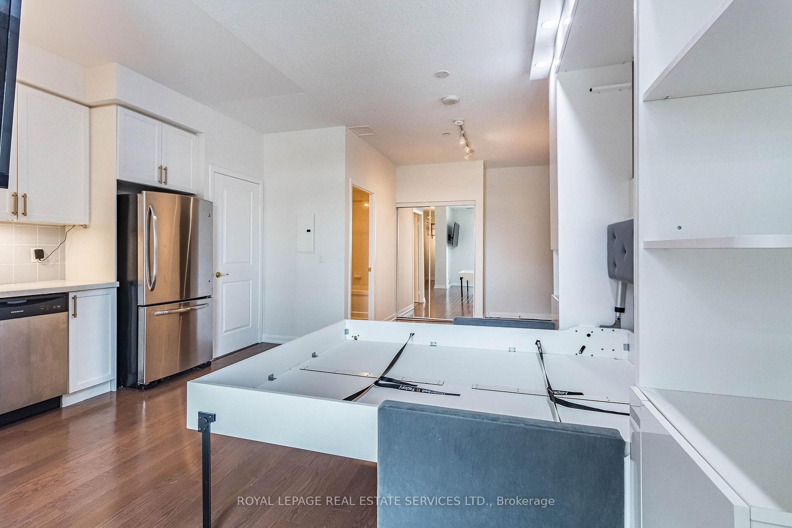 205 Sherway Gardens Road, Unit 111 - Photo 25