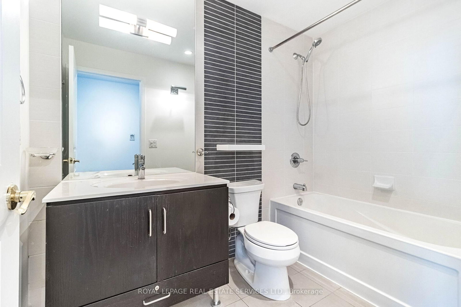 205 Sherway Gardens Road, Unit 111 - Photo 26