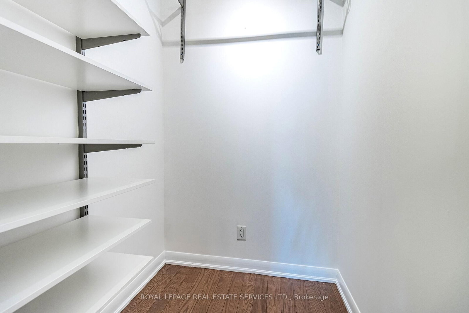 205 Sherway Gardens Road, Unit 111 - Photo 29