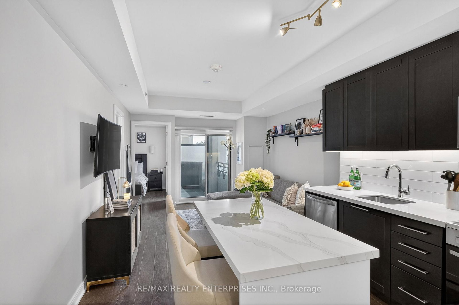 1 Neighbourhood Lane, Unit 401 - Photo 17