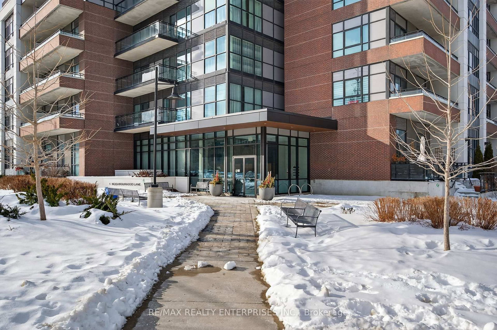 1 Neighbourhood Lane, Unit 401 - Photo 2