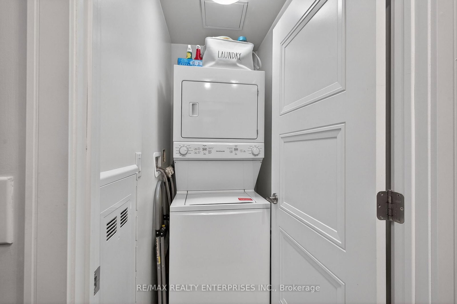 1 Neighbourhood Lane, Unit 401 - Photo 31