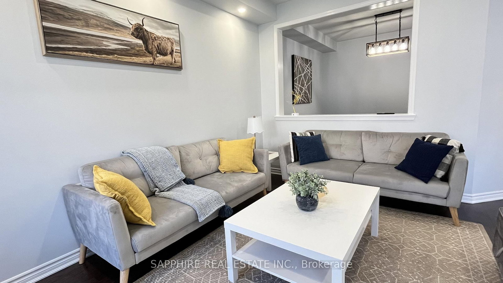 325 Trudeau Drive E - Photo 10