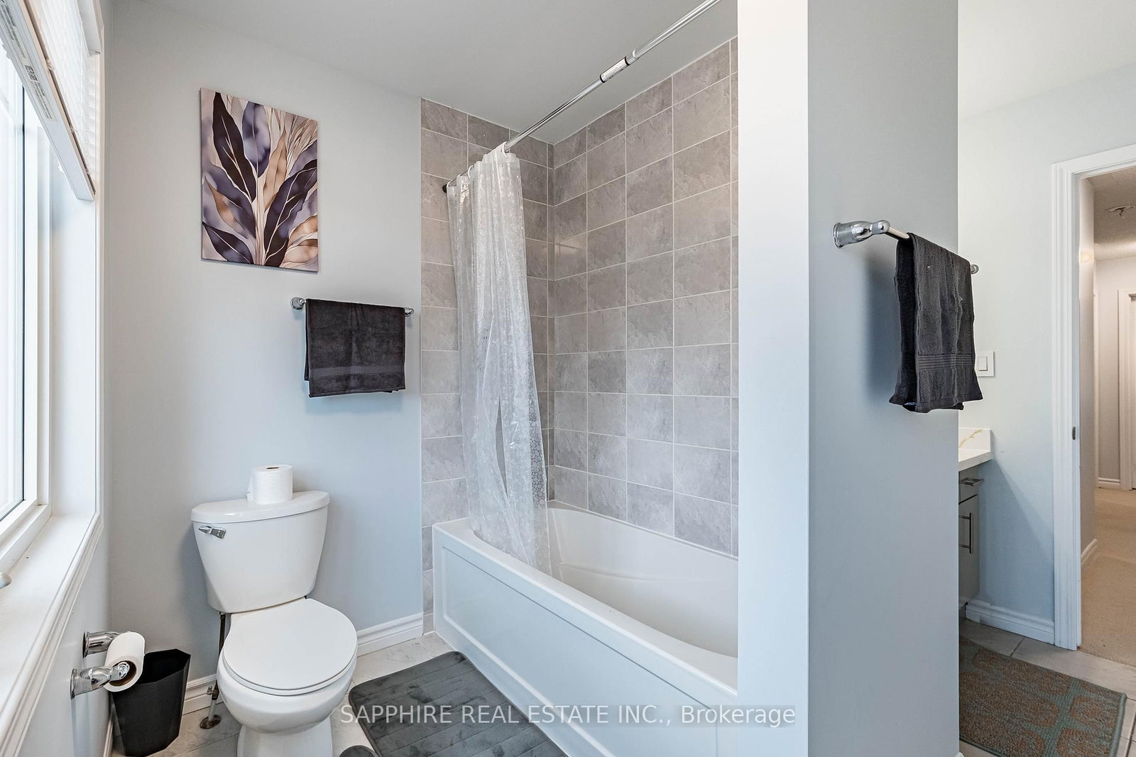 325 Trudeau Drive E - Photo 29