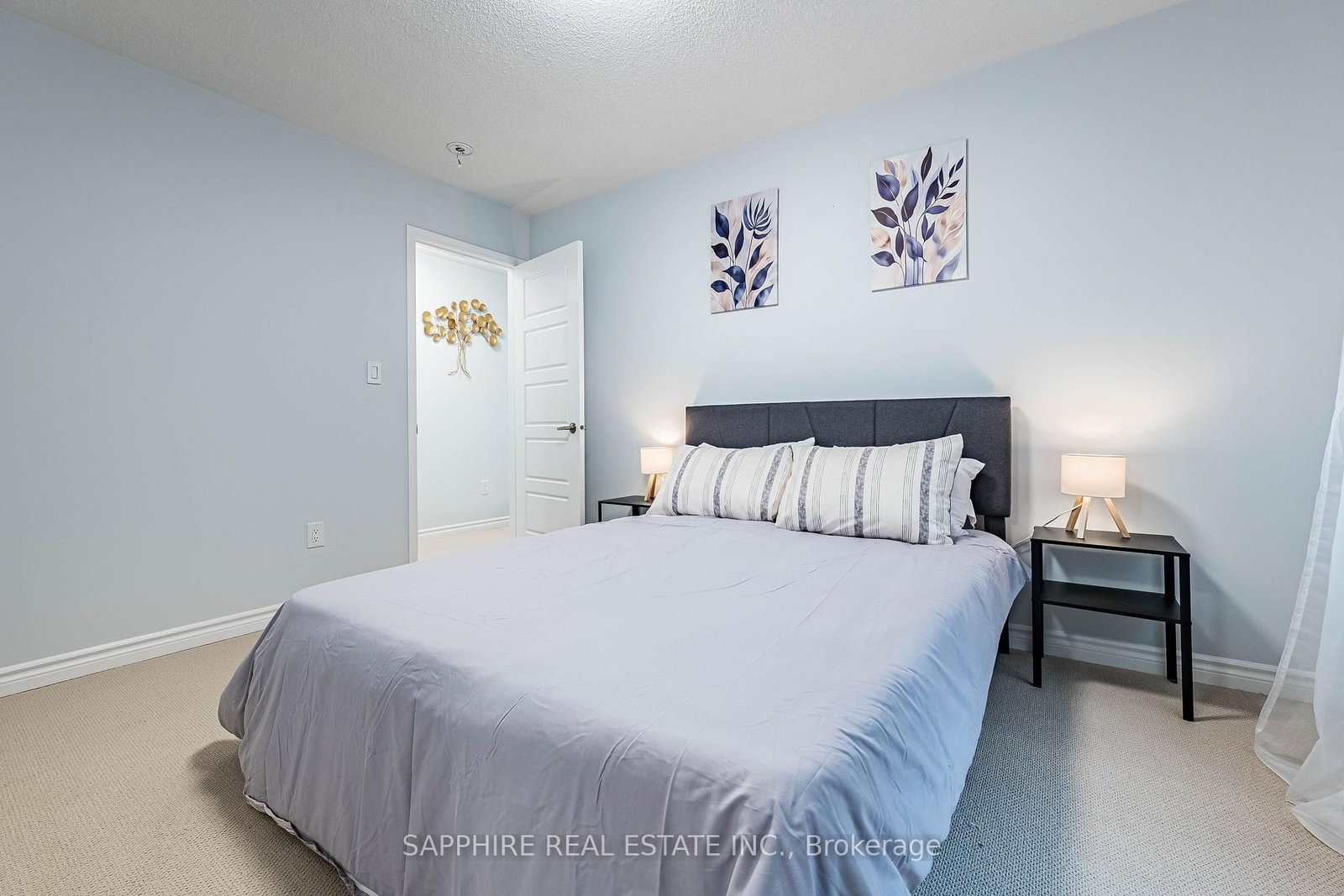 325 Trudeau Drive E - Photo 31