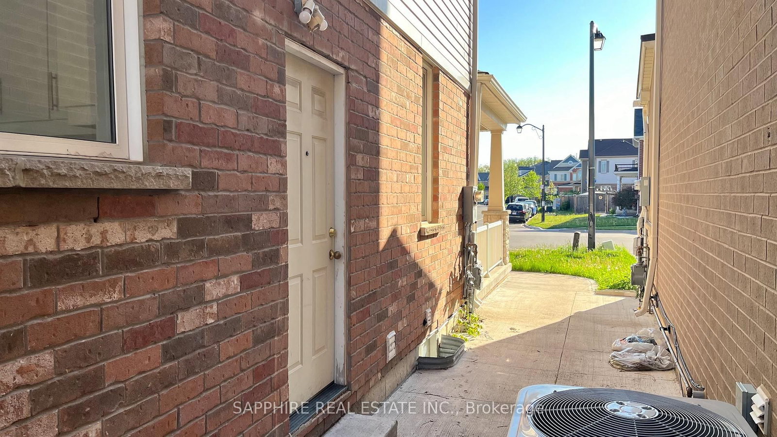 325 Trudeau Drive E - Photo 35