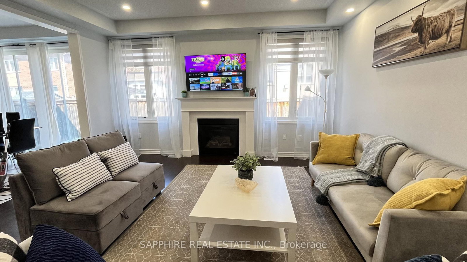 325 Trudeau Drive E - Photo 9