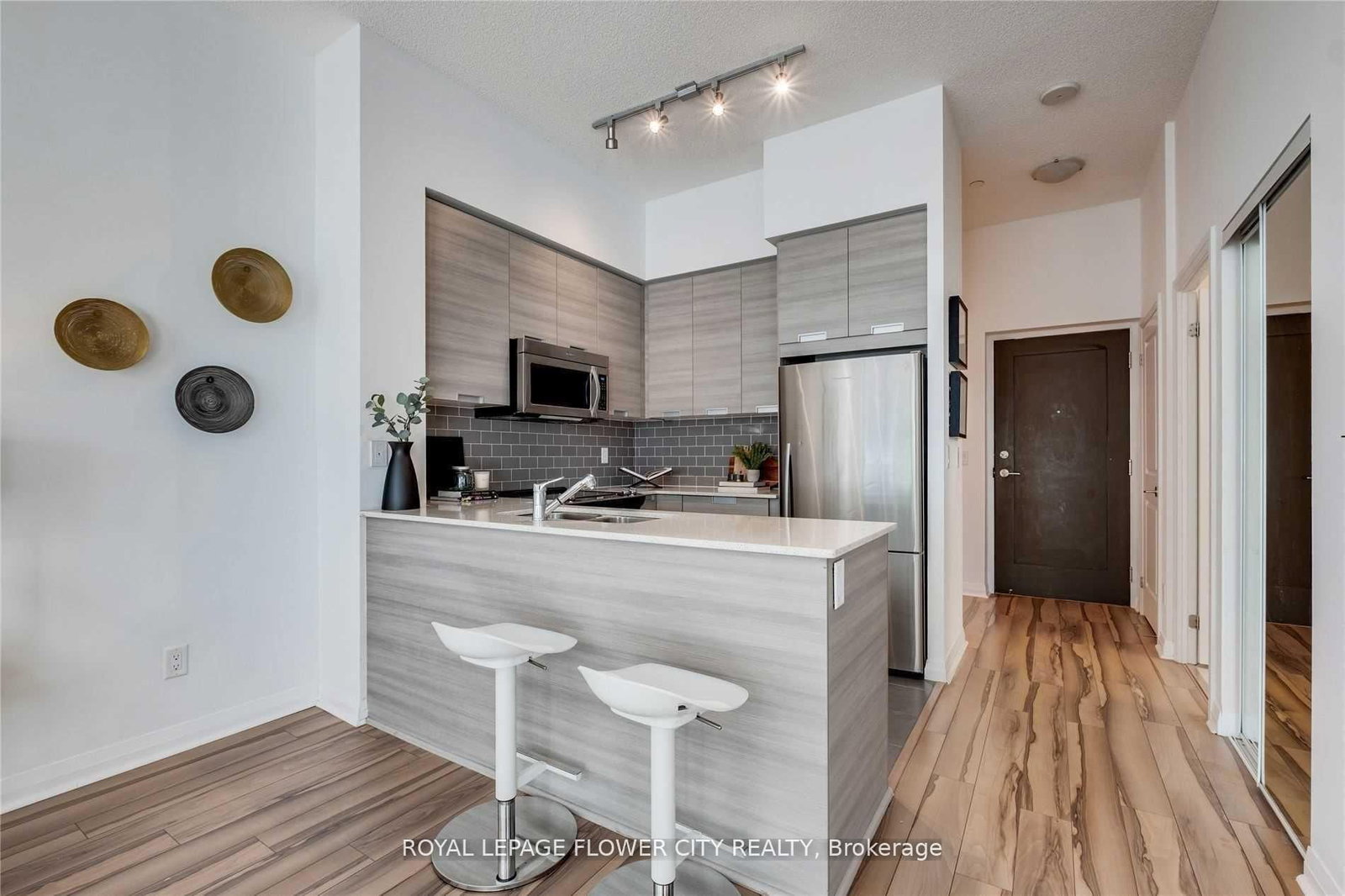 55 Eglinton Avenue W, Unit 310 - Photo 13