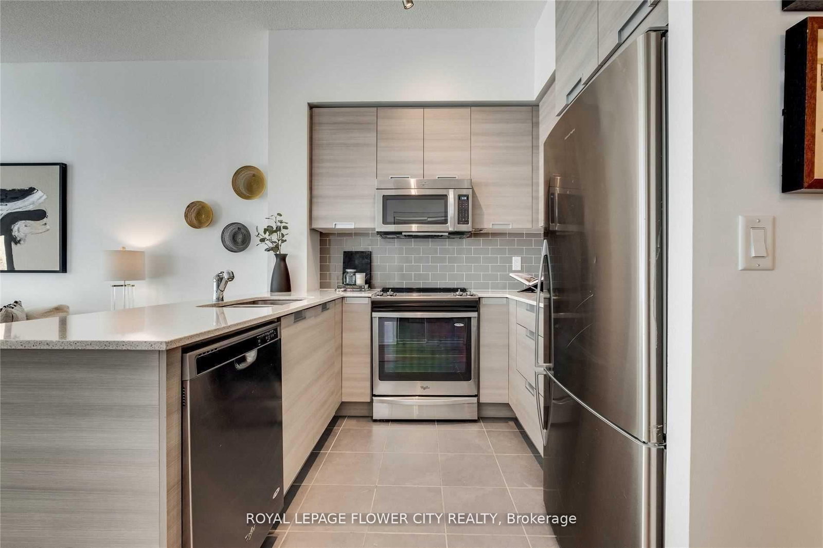 55 Eglinton Avenue W, Unit 310 - Photo 14