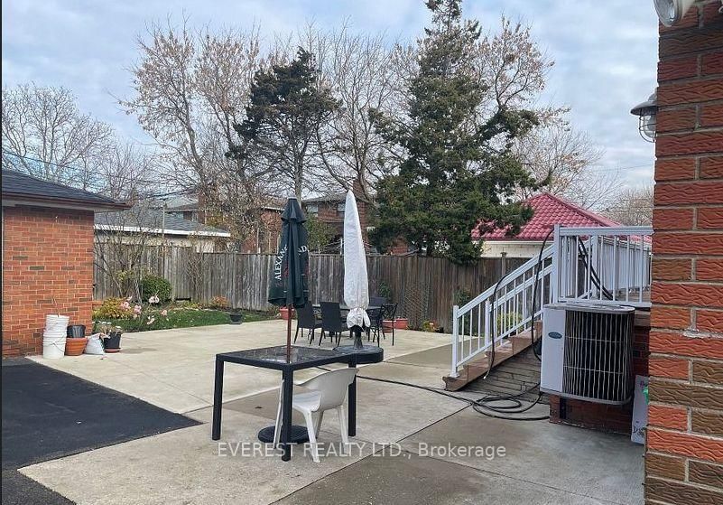 66 Evans Avenue - Photo 7