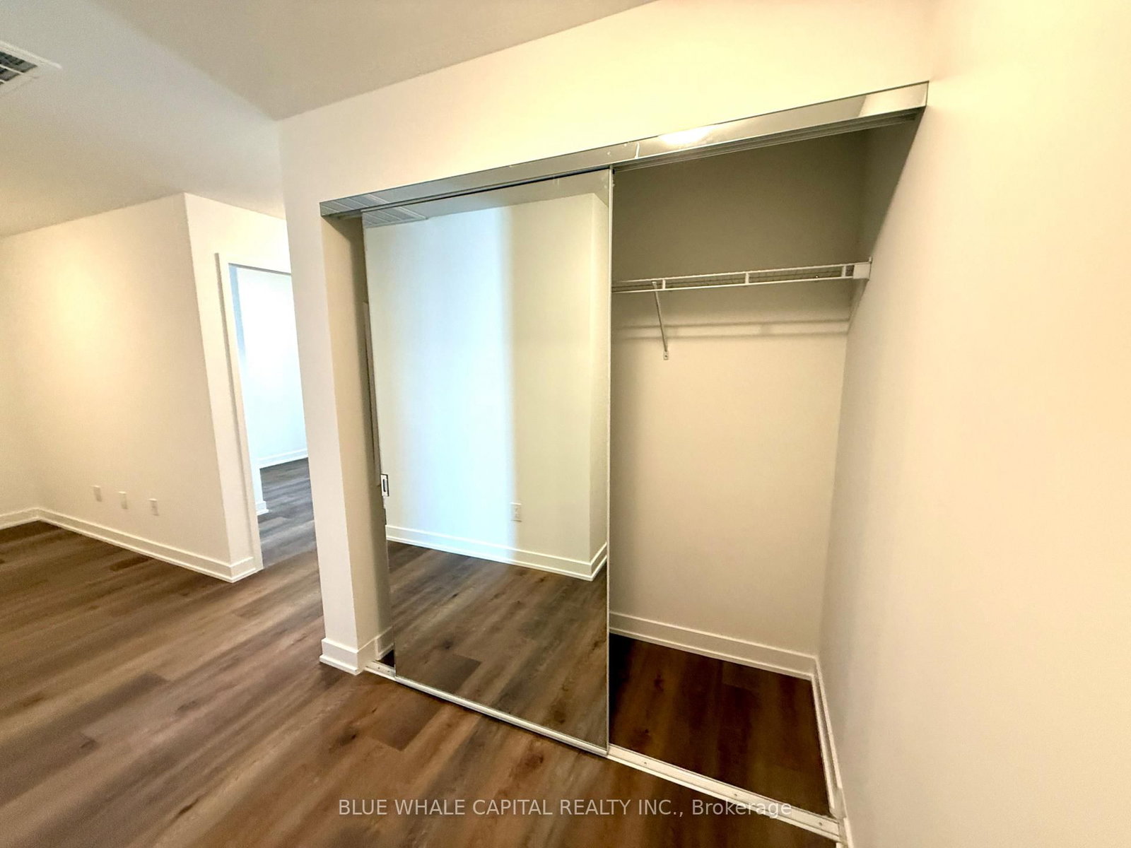 2075 Lakeshore Road, Unit 307 - Photo 14