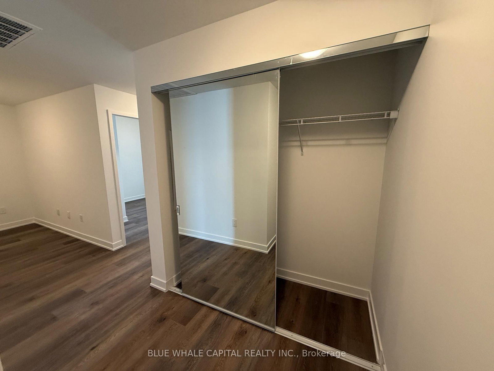 2075 Lakeshore Road, Unit 307 - Photo 18