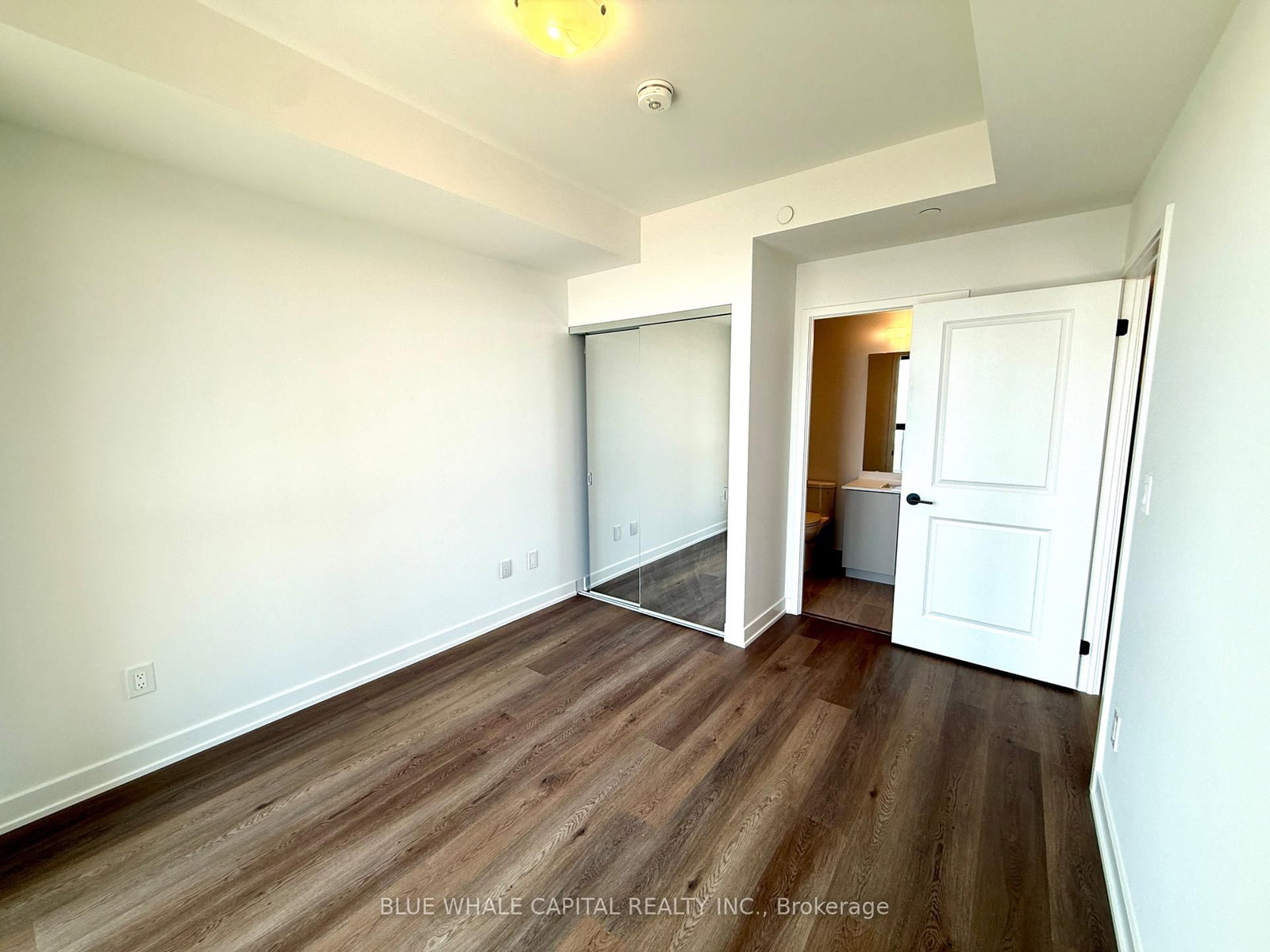 2075 Lakeshore Road, Unit 307 - Photo 8