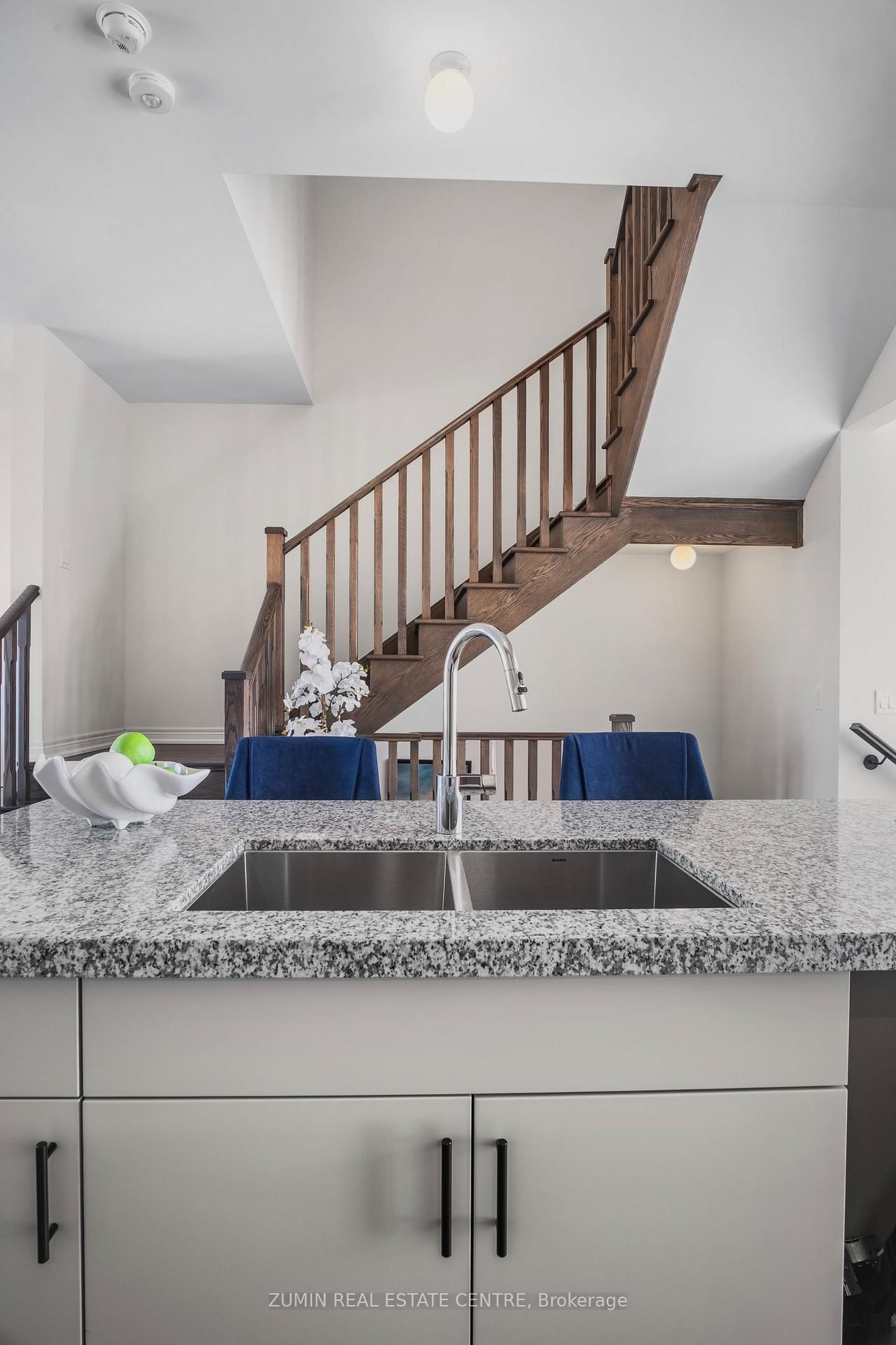 3189 Sixth Line - Photo 29