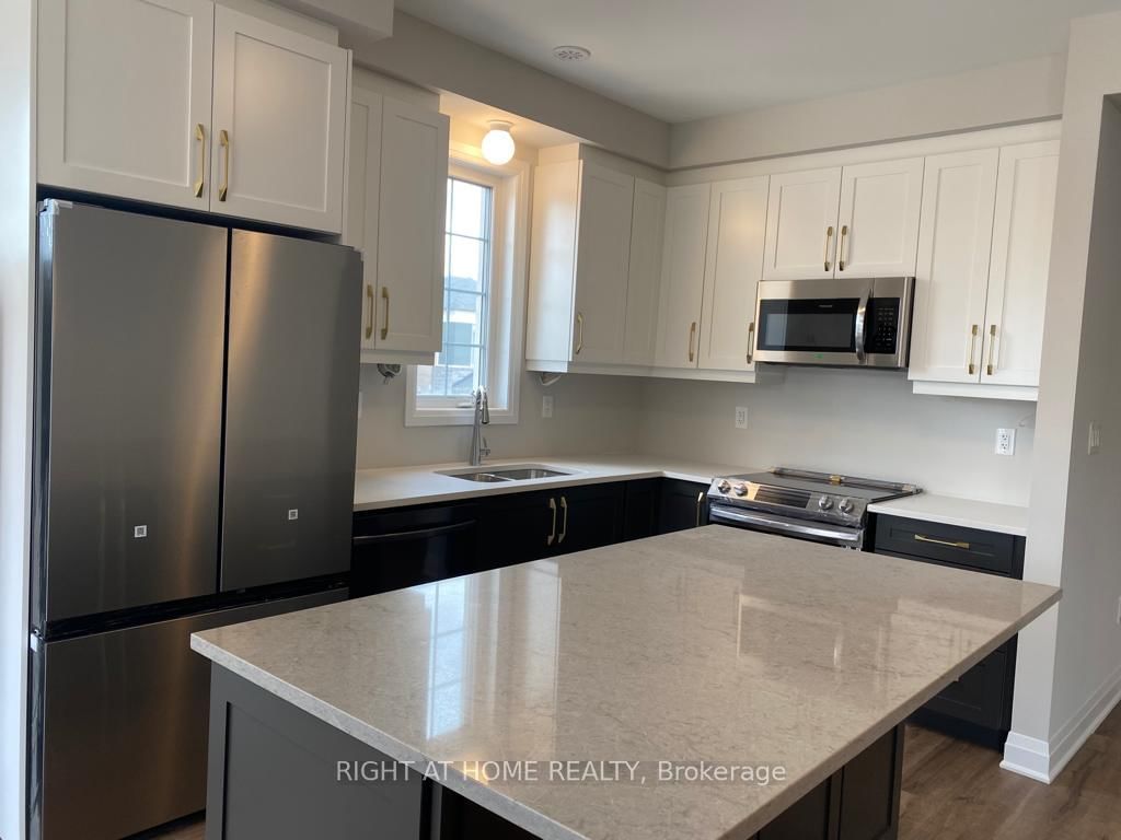 1593 Moira Crescent - Photo 8