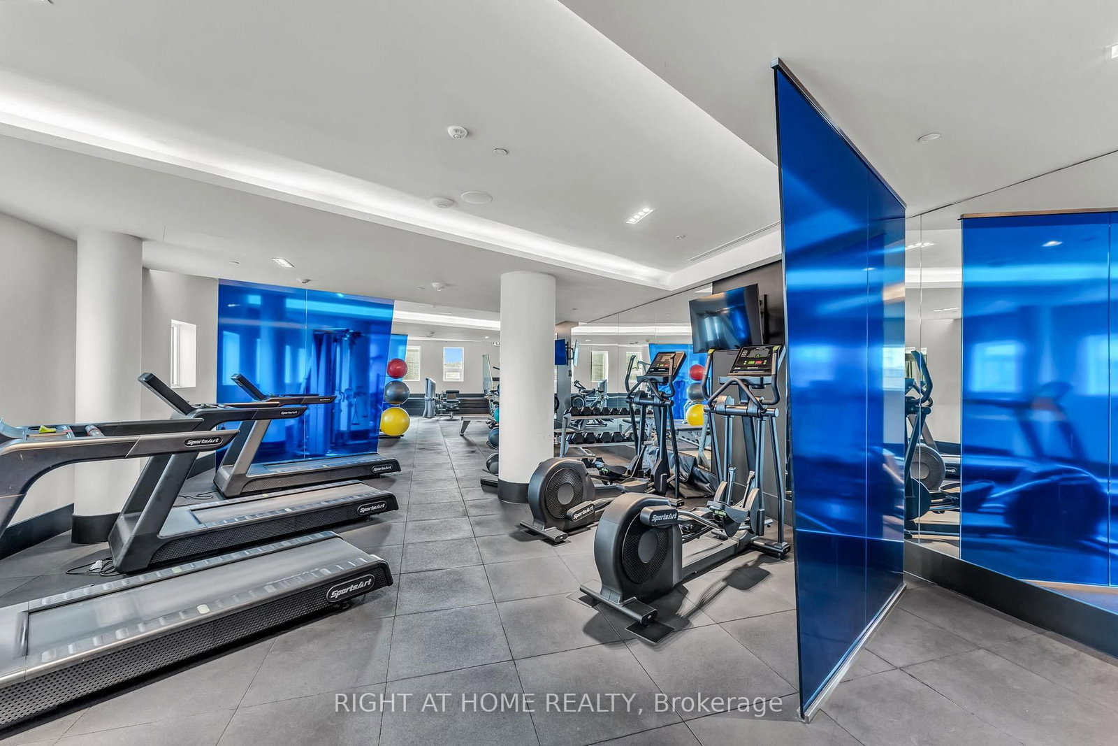 20 Brin Drive, Unit 308 - Photo 25