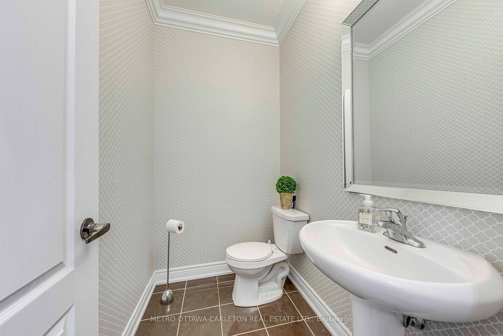 13 Franmar Road, Unit UPPER UNIT - Photo 20