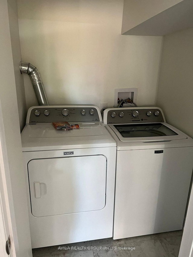 772 Magnolia Terrace