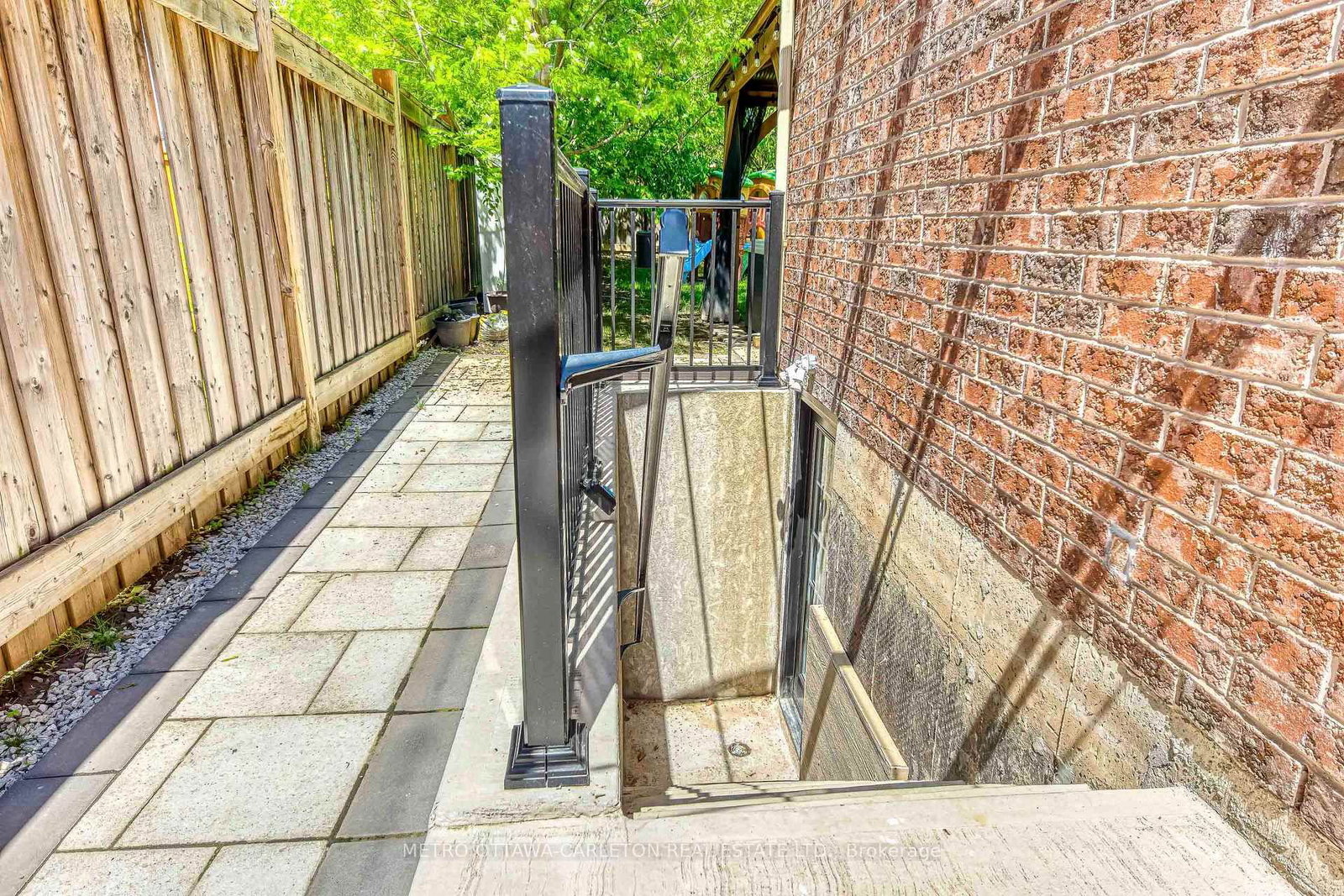 13 Franmar Road, Unit LOWER UNIT - Photo 15